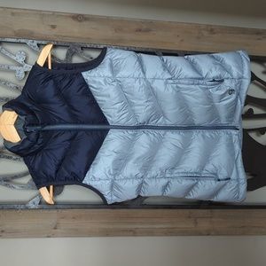 NWOT Mountain Hardware Down Vest